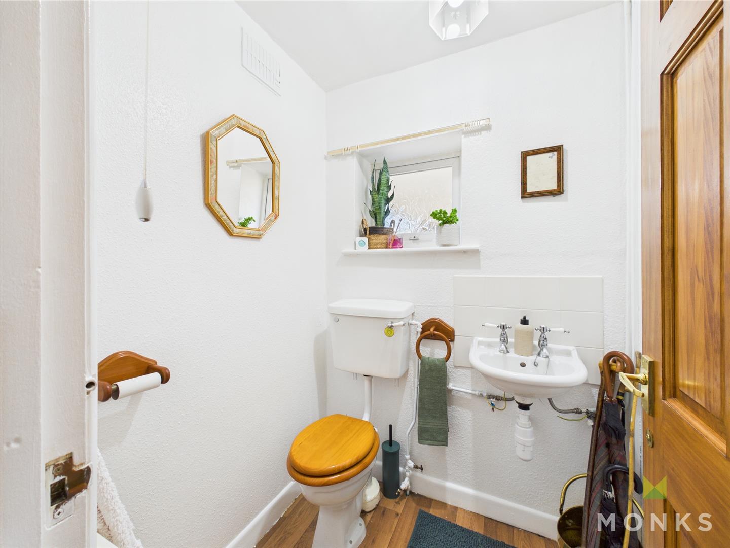 15 The Willows, Oswestry, SY11 4JX For Sale